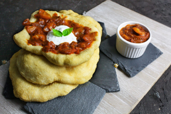 langos_mit_tomatentod (2) Langos mit Tomatentod