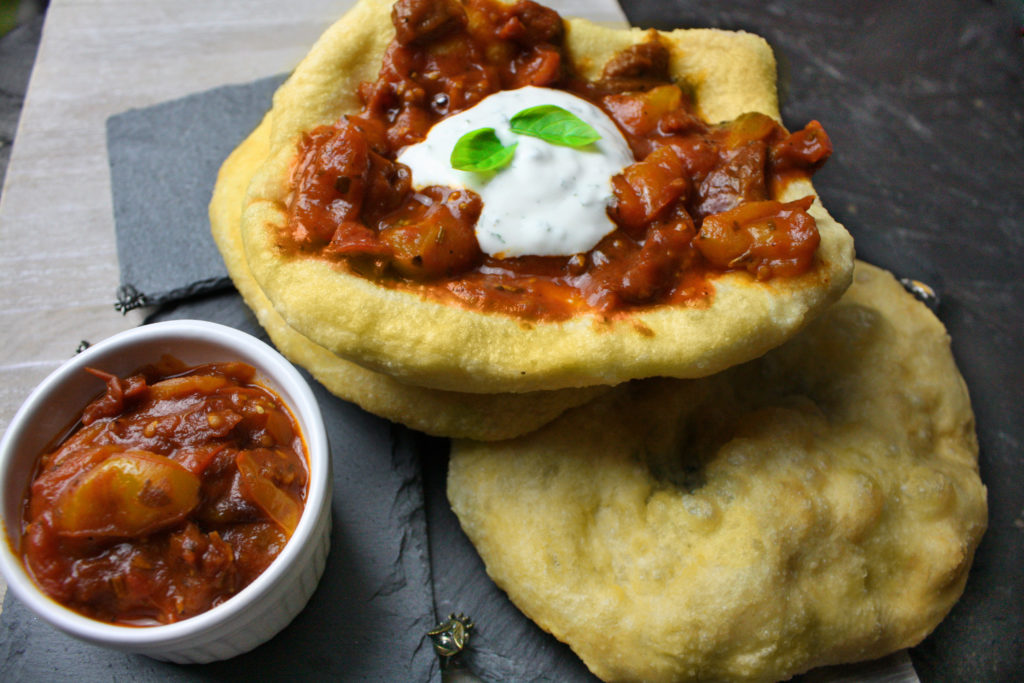 Langos mit Tomatentod [Benecke Edition] | Toastenstein