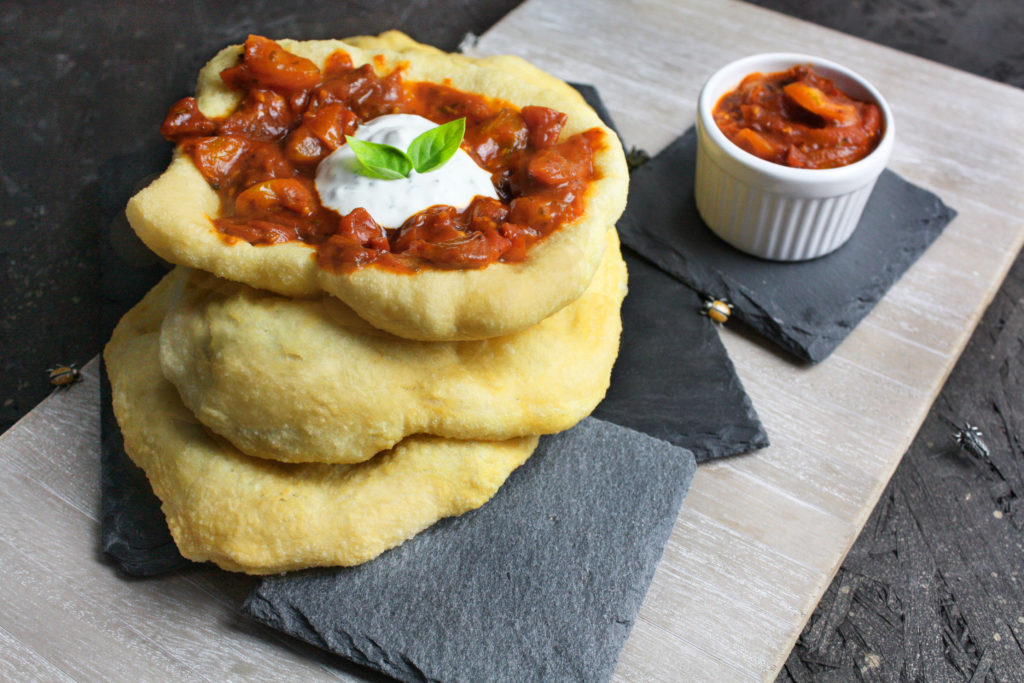 Langos mit Tomatentod [Benecke Edition] | Toastenstein