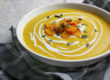 Herbstliche Kürbis-Suppe mit Kokosmilch