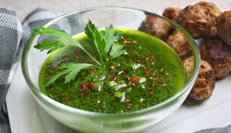 Chimichurri – Scharfe vegane Kräutersauce