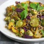 Warmer Kartoffelsalat mit Rosenkohl