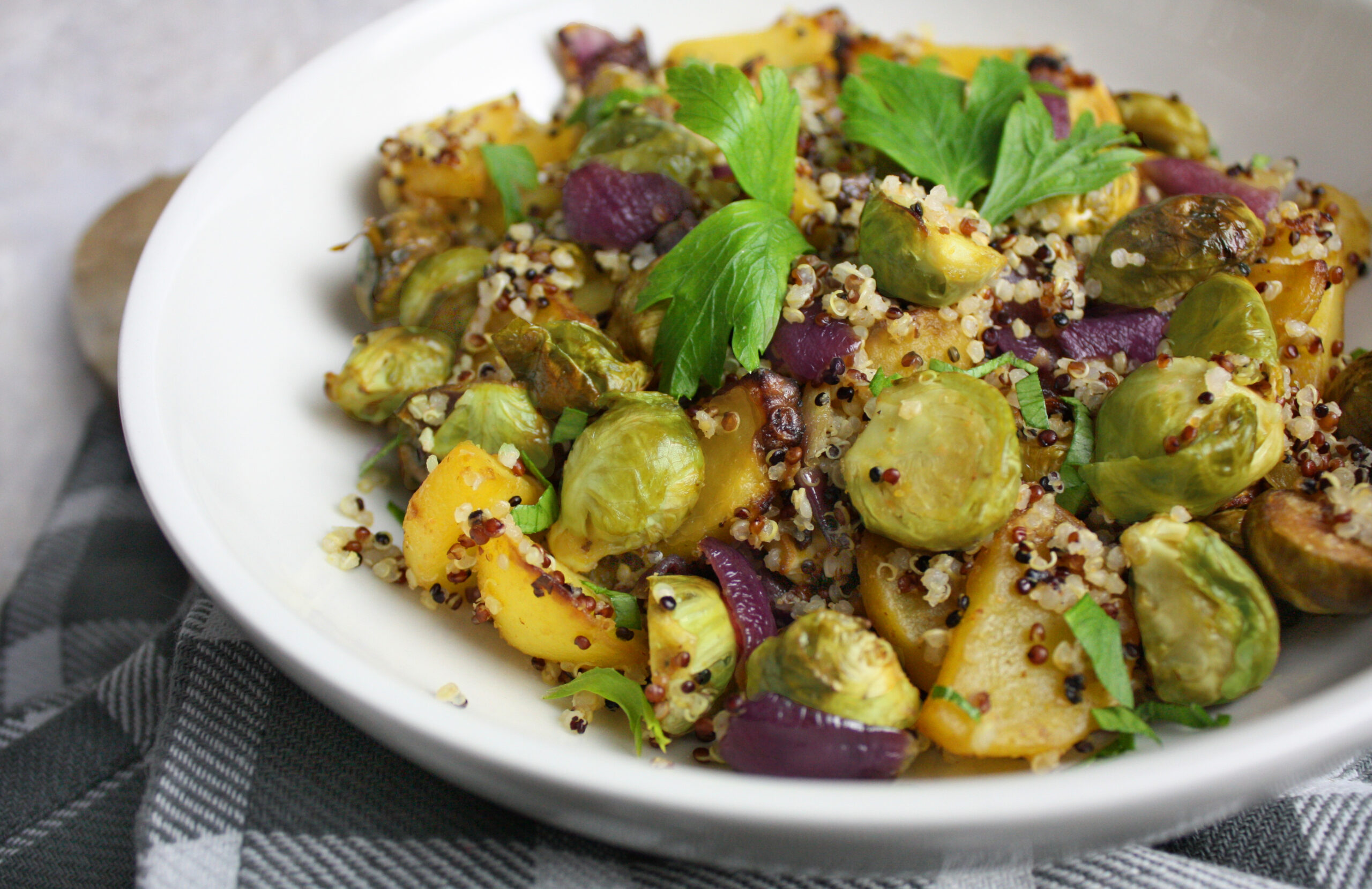 Warmer Kartoffelsalat mit Rosenkohl