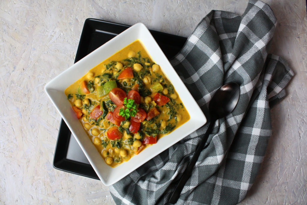 Cremiges Spinat-Curry mit Kichererbsen | Toastenstein
