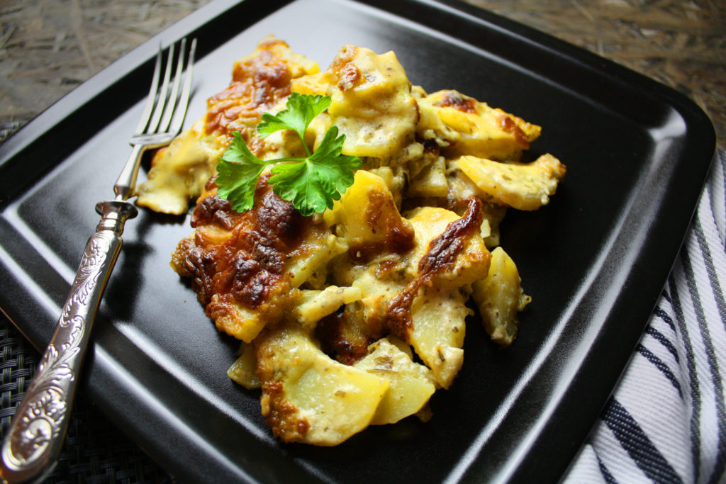 Kartoffelgratin mit Kräutern und Hefeschmelz | Toastenstein