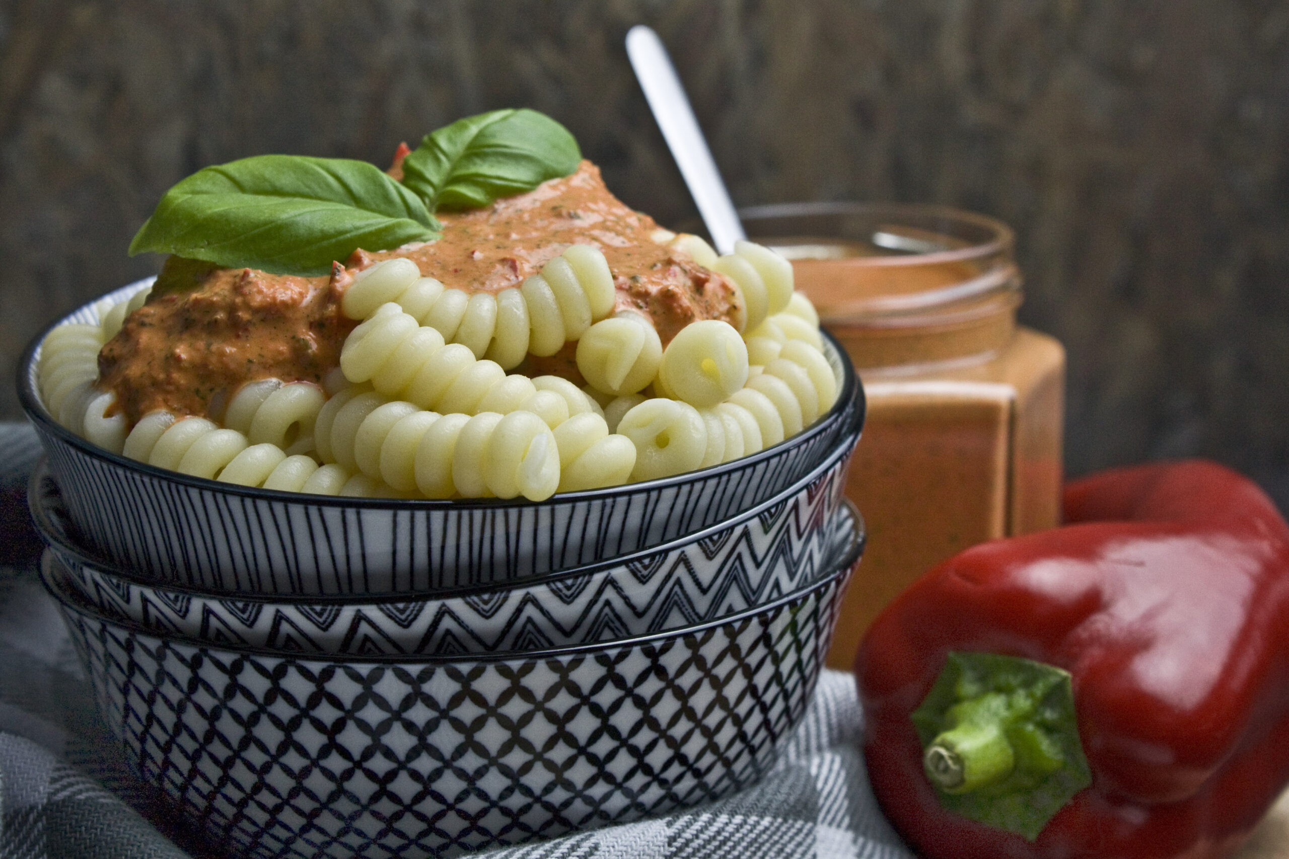 Paprika-Pesto mit Walnüssen