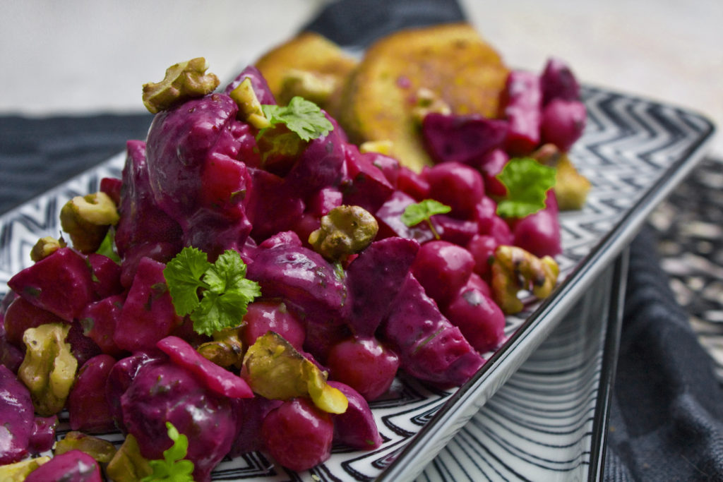 Rote Bete-Salat mit Apfel und Walnüssen | Toastenstein