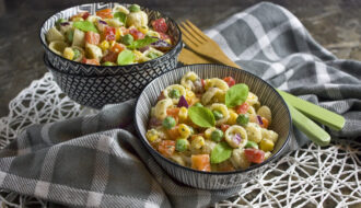 Bunter Konfetti-Salat