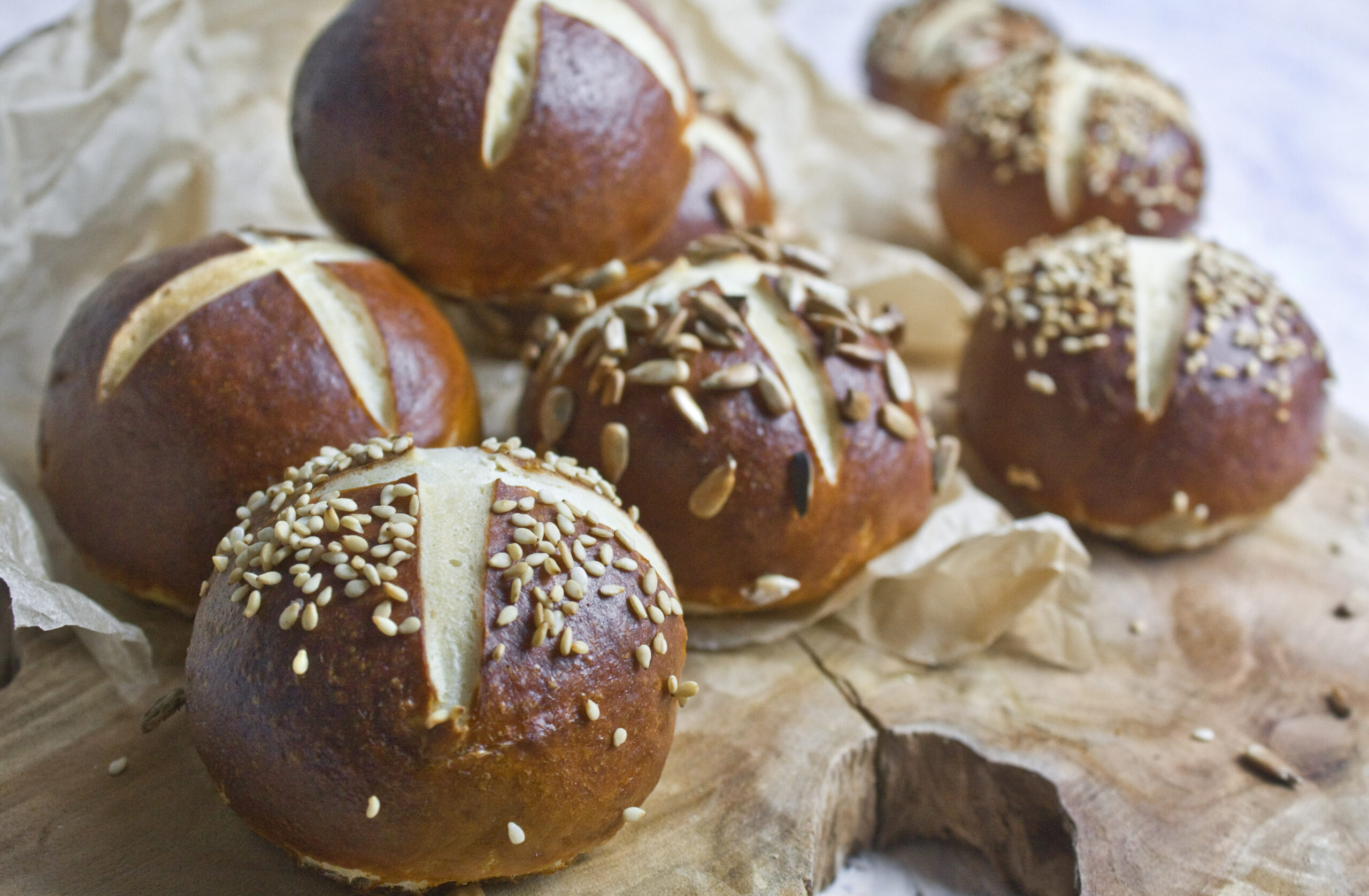 vegane Laugenbrötchen