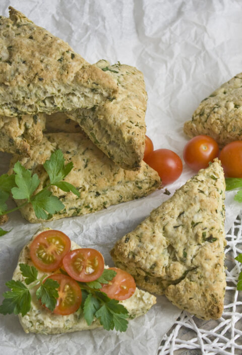 Joghurt-Scones mit Petersilie und Knoblauch Toastenstein