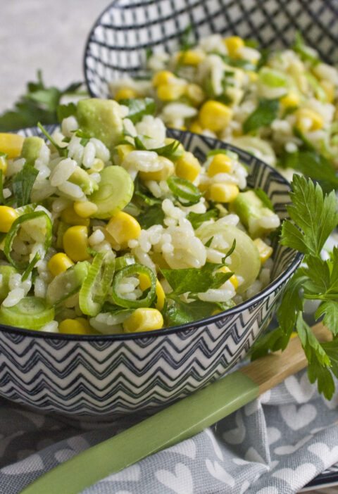 Reis-Mais-Salat mit Limetten-Dressing