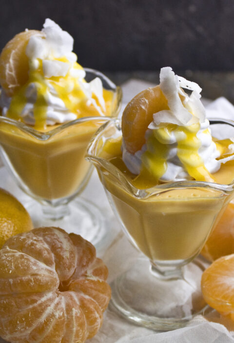 Cremiger Mango-Mandarinen-Pudding