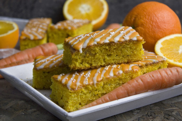 Orangen-Karotten-Kuchen mit Ingwer - Toastenstein.com