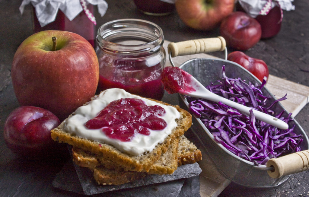 Rotkohl-Marmelade mit Apfel und Pflaume | Toastenstein