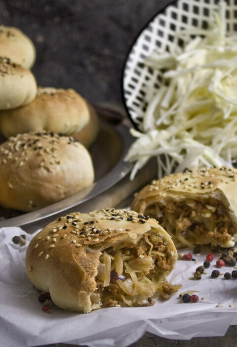 Bierocks - Gefüllte Brötchen mit Weißkohl