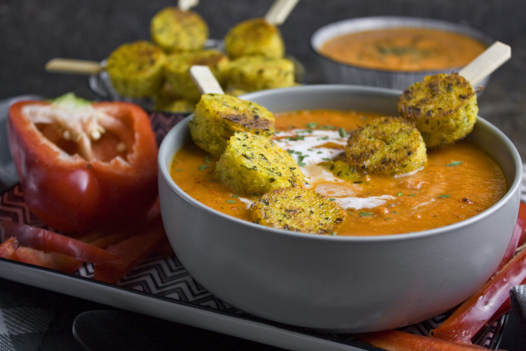 Paprika-Karotten-Suppe mit Polenta-Talern | Toastenstein