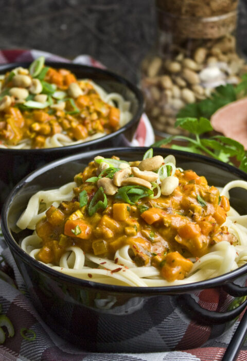 Asia-Bolognese mit Süßkartoffeln und Karotten | Toastenstein