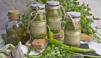 Für Feuerspucker! – Grüne Sriracha-Sauce | Toastenstein