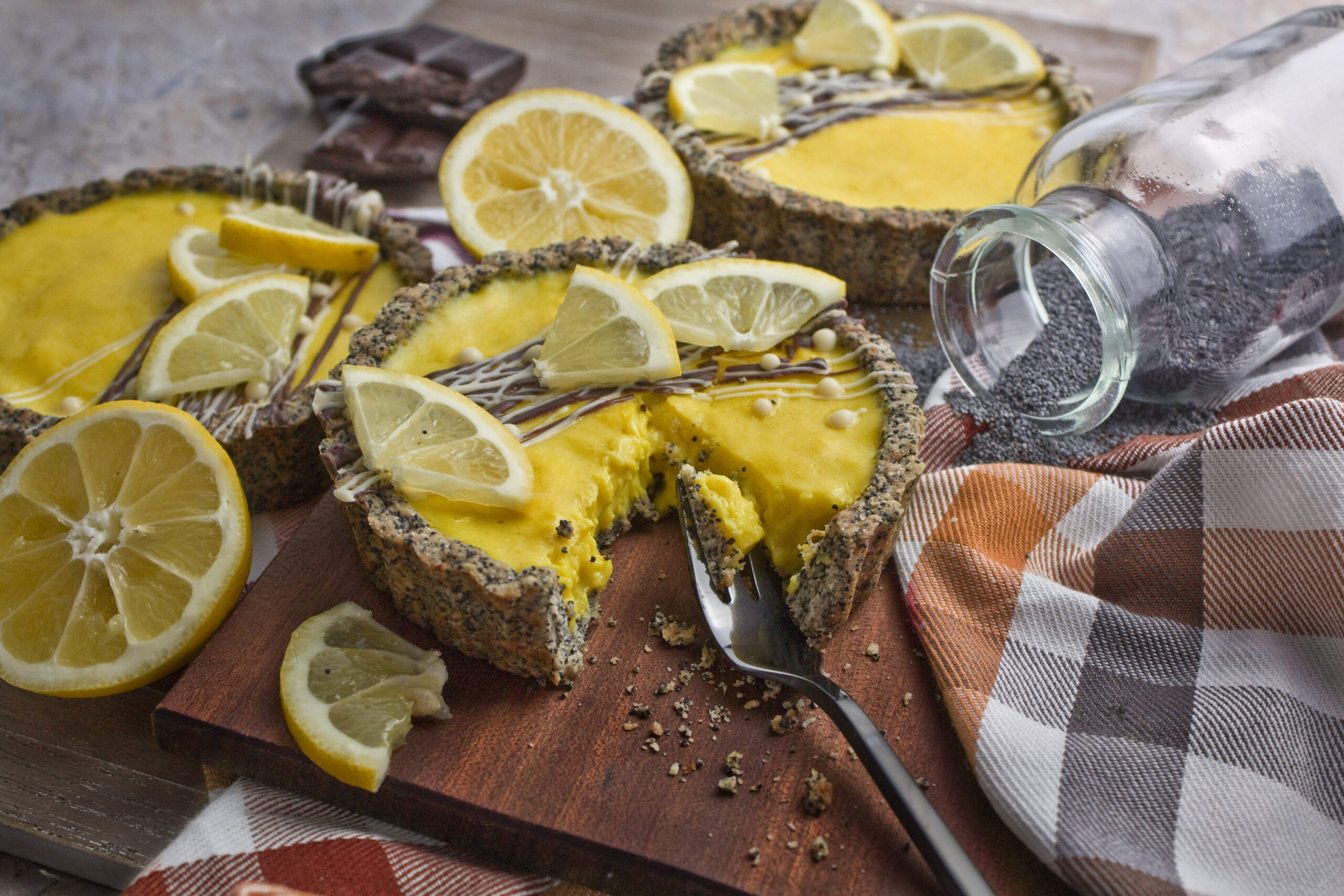 Spritzig-frische Zitronen-Mohn-Tartes | Toastenstein