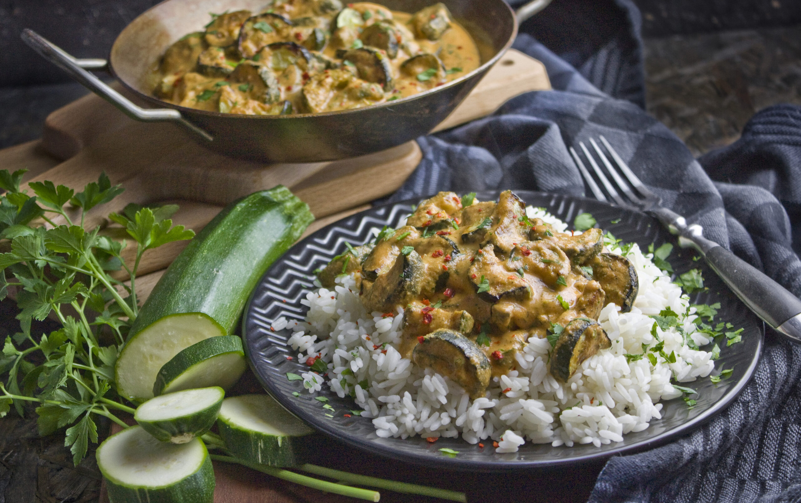 Gebackene Zucchini in Cashew-Dill-Sauce | Toastenstein