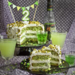 Happy Birthday! Absinth-Pistazien-Torte mit weißer Schoko-Mousse | Toastenstein