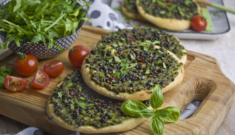 Grüne Linsen-Taler mit Rucola | Toastenstein