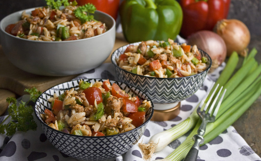 Gyros-Nudel-Salat mit Paprika und Tomaten - Toastenstein.com