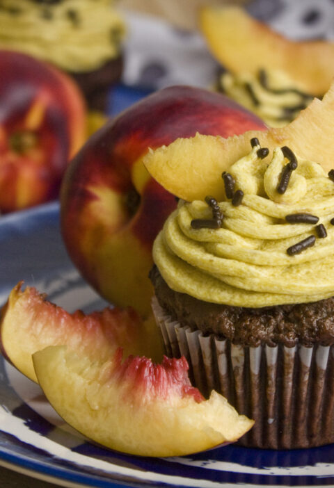 Blumenkohl-Nektarinen-Cupcakes mit Ingwer [Frankenfoods] | Toastenstein