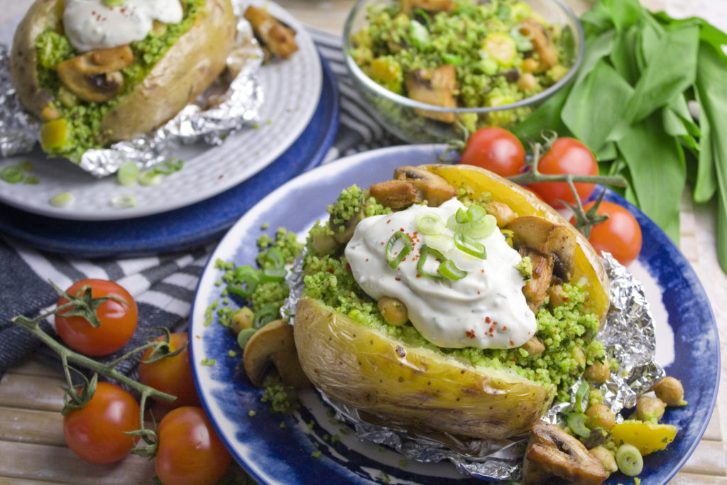 Kumpir mit Bärlauch-Couscous-Füllung | Toastenstein