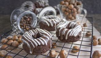 Kaffee-Nuss-Donuts aus dem Ofen | Toastenstein