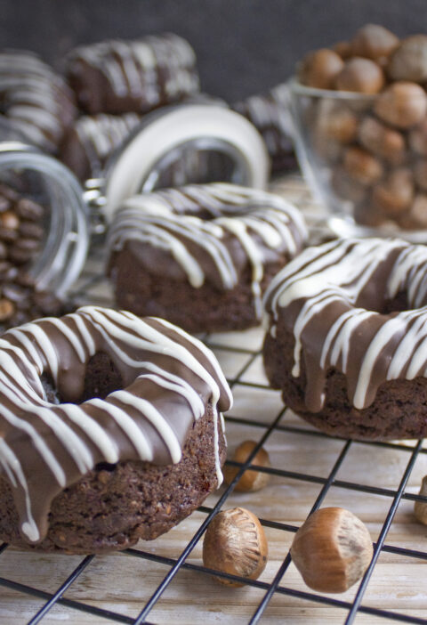 Kaffee-Nuss-Donuts aus dem Ofen | Toastenstein