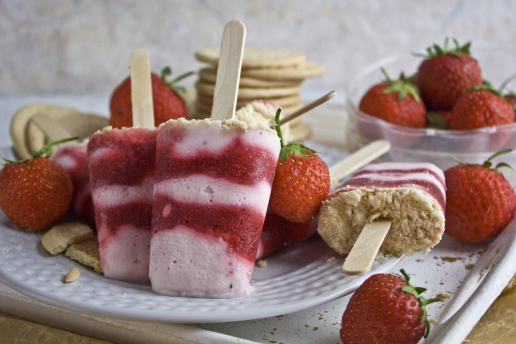 Erdbeer-Käsekuchen-Eis [Frankenfoods] | Toastenstein