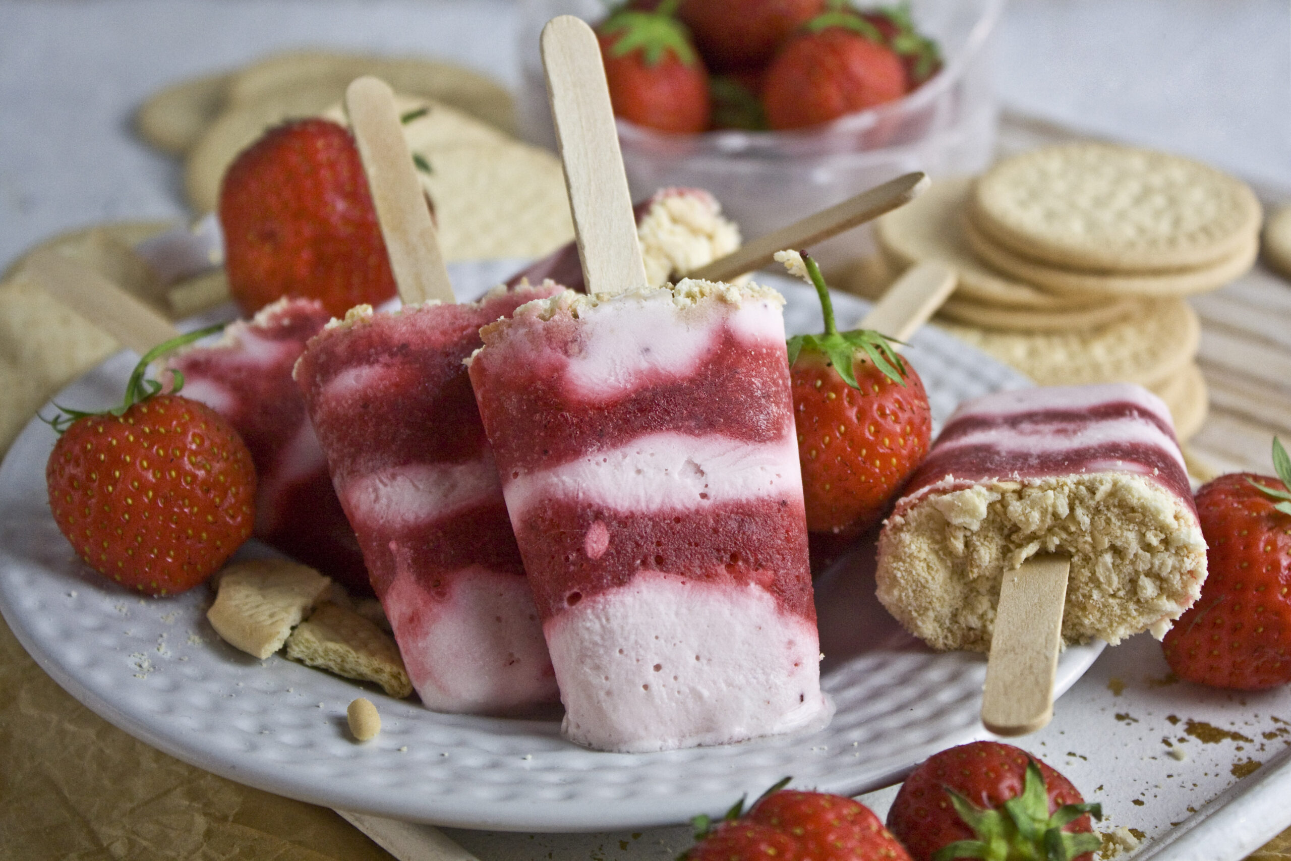 Erdbeer-Käsekuchen-Eis [Frankenfoods] | Toastenstein