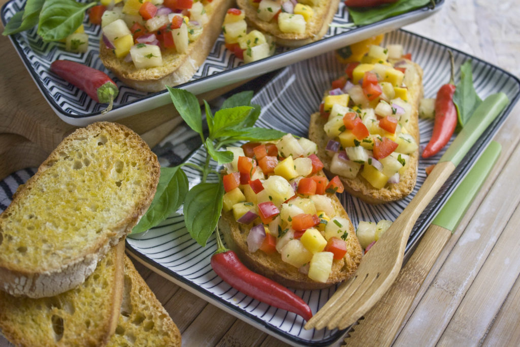 Ananas-Mango-Bruschetta | Toastenstein