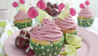 Kirsch-Limetten-Cupcakes – Süßer Sommer! | Toastenstein