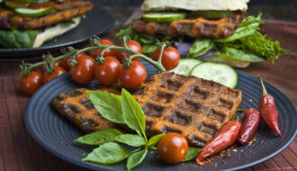 Mariniertes Waffel-Tofu | Toastenstein