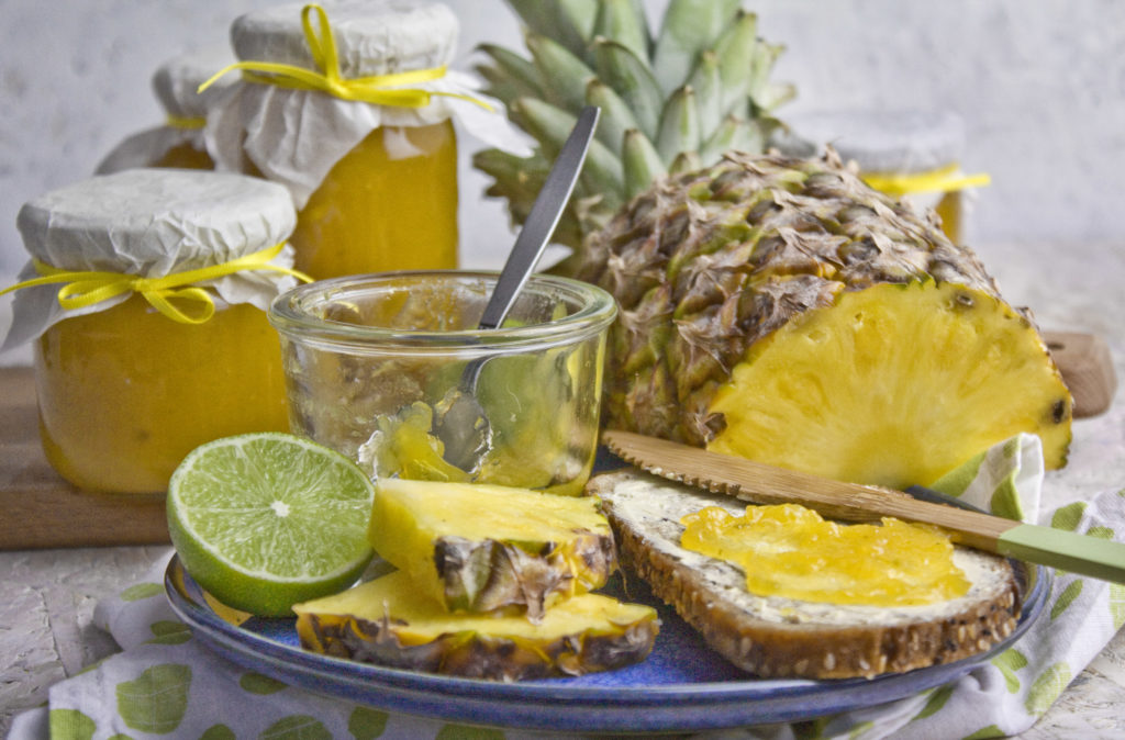 Ananas-Mango-Limetten-Marmelade - Tropi-Frutti! - Toastenstein.com