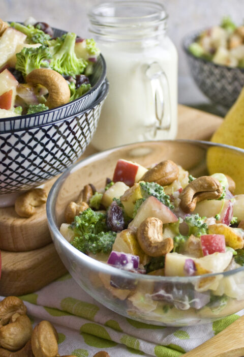 Brokkoli-Obstsalat mit Joghurt-Dressing | Toastenstein