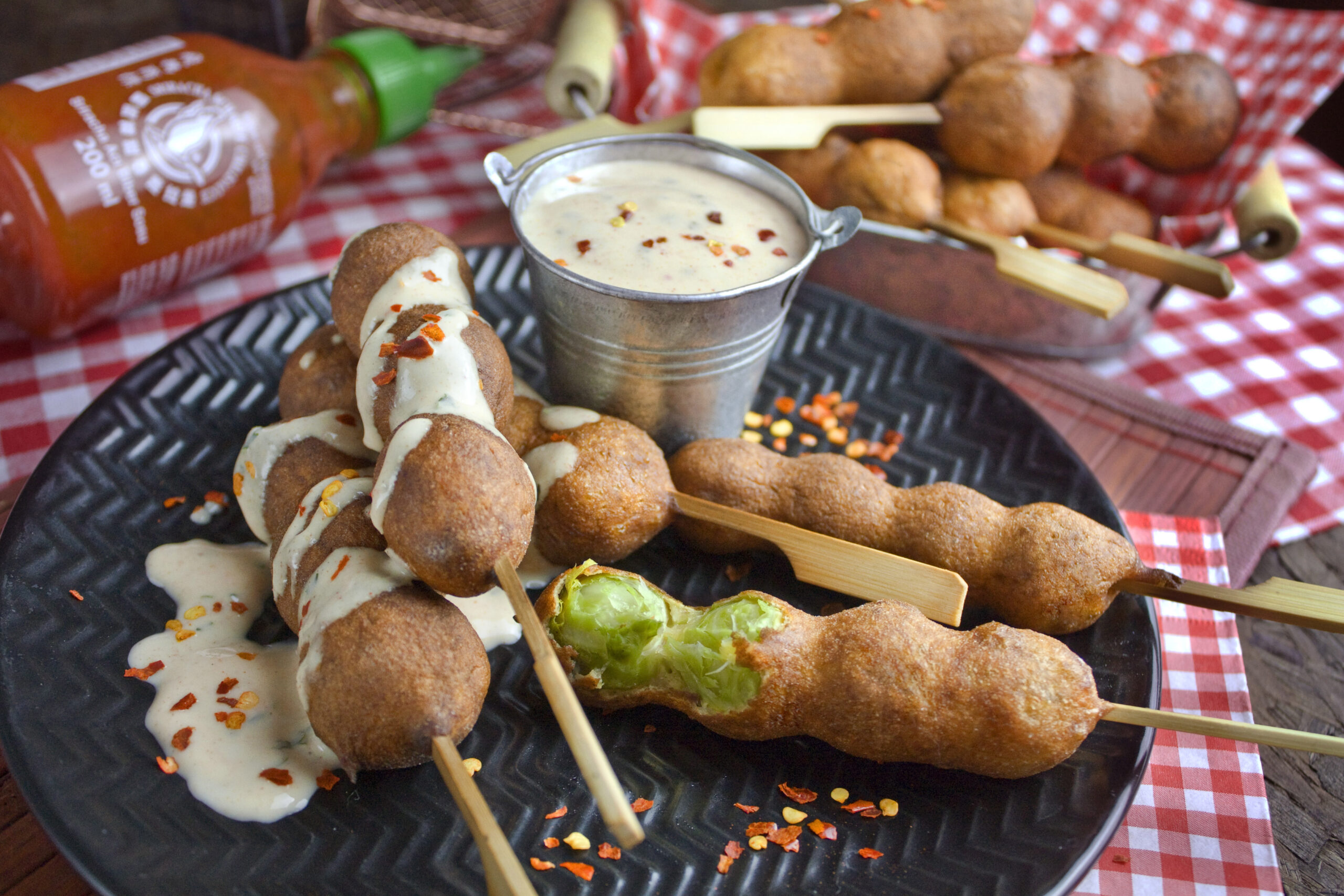 Frittierter Rosenkohl am Spieß | Toastenstein