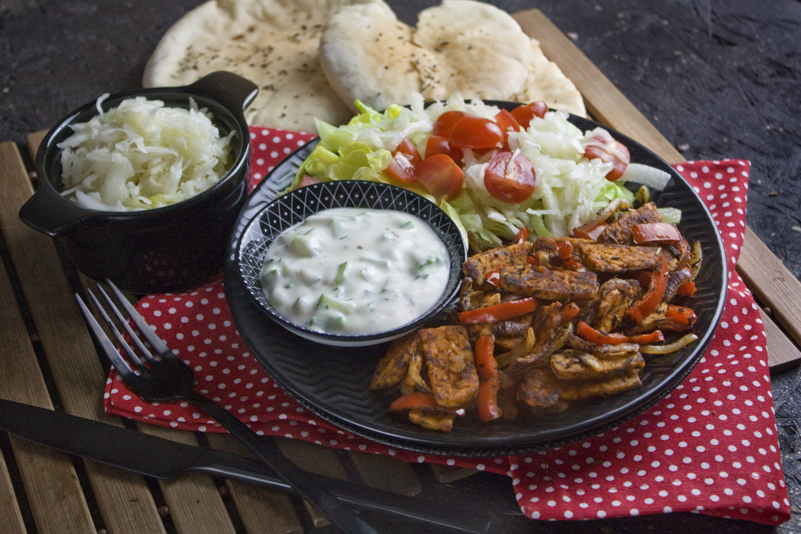 Tempeh-Gyros-Pfanne mit eigener Gewürzmischung - Toastenstein.com