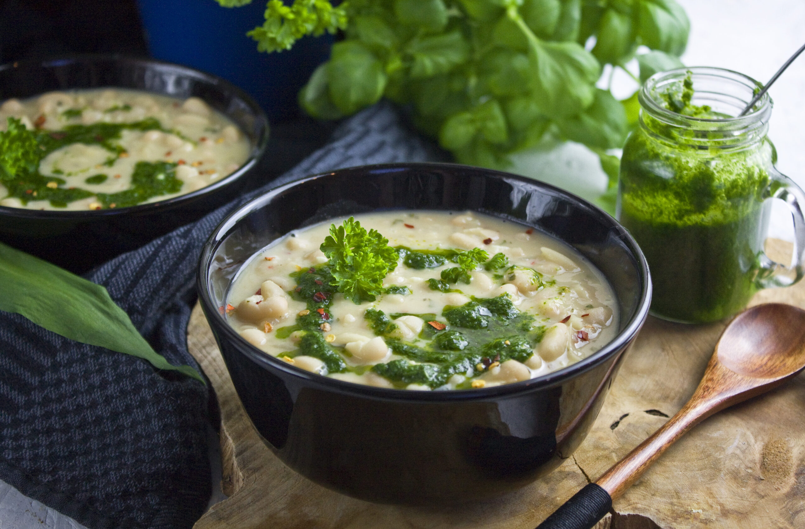 Weiße Bohnensuppe mit Kräuter-Sauce - Toastenstein.com