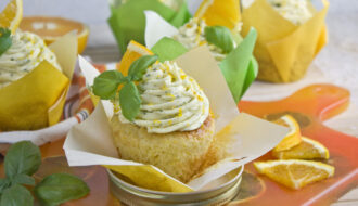 Basilikum-Orangen-Cupcakes | Toastenstein