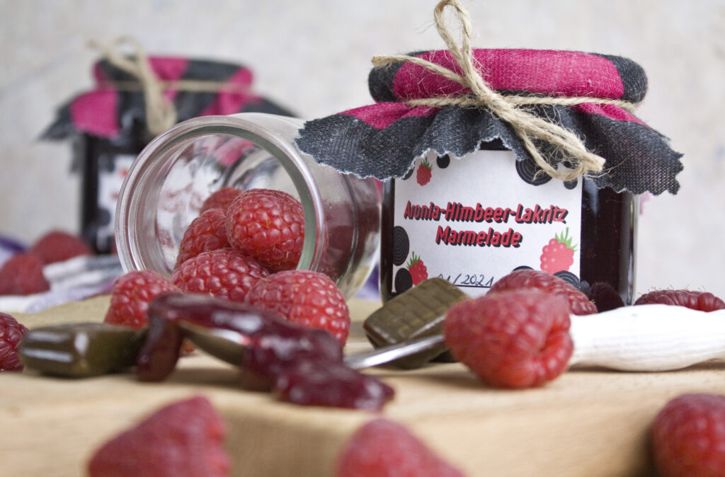 Aronia-Himbeer-Lakritz-Marmelade | Toastenstein