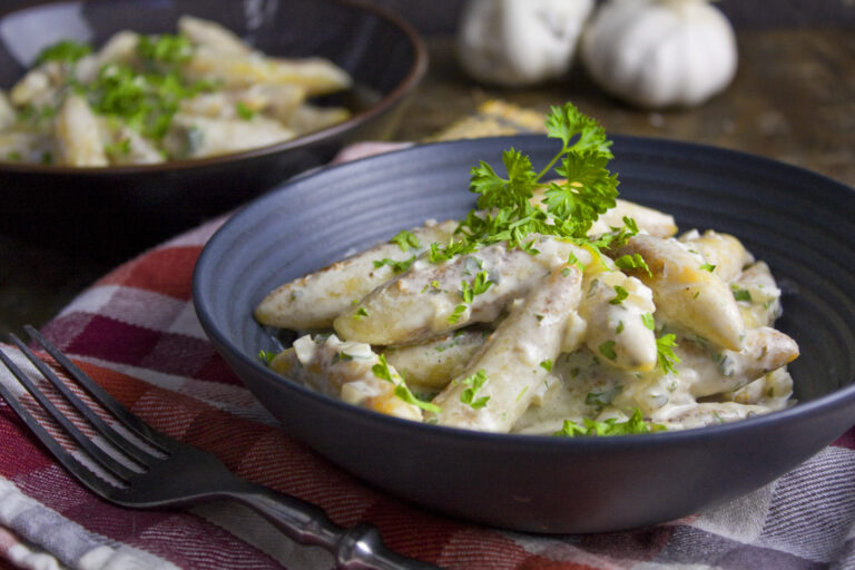 Schnupfnudeln in Knoblauch-Petersilien-Sauce | Toastenstein