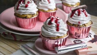 Vegane Joghurt-Erdbeer-Cupcakes – wie Yogurette!