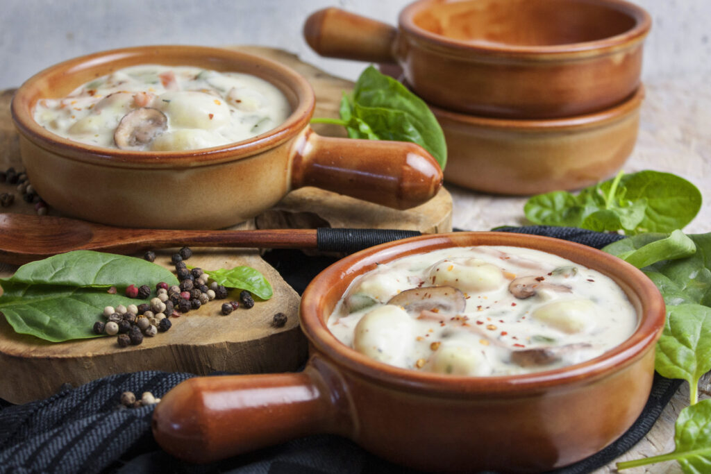 Cremige Gnocchi-Suppe mit Gemüse