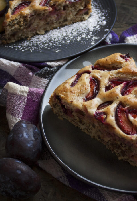 Saftiger Pflaumen-Pumpernickel-Kuchen