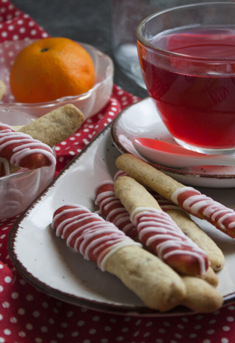 Knusprige Glühwein-Stäbchen - Weihnachtsbäckerei