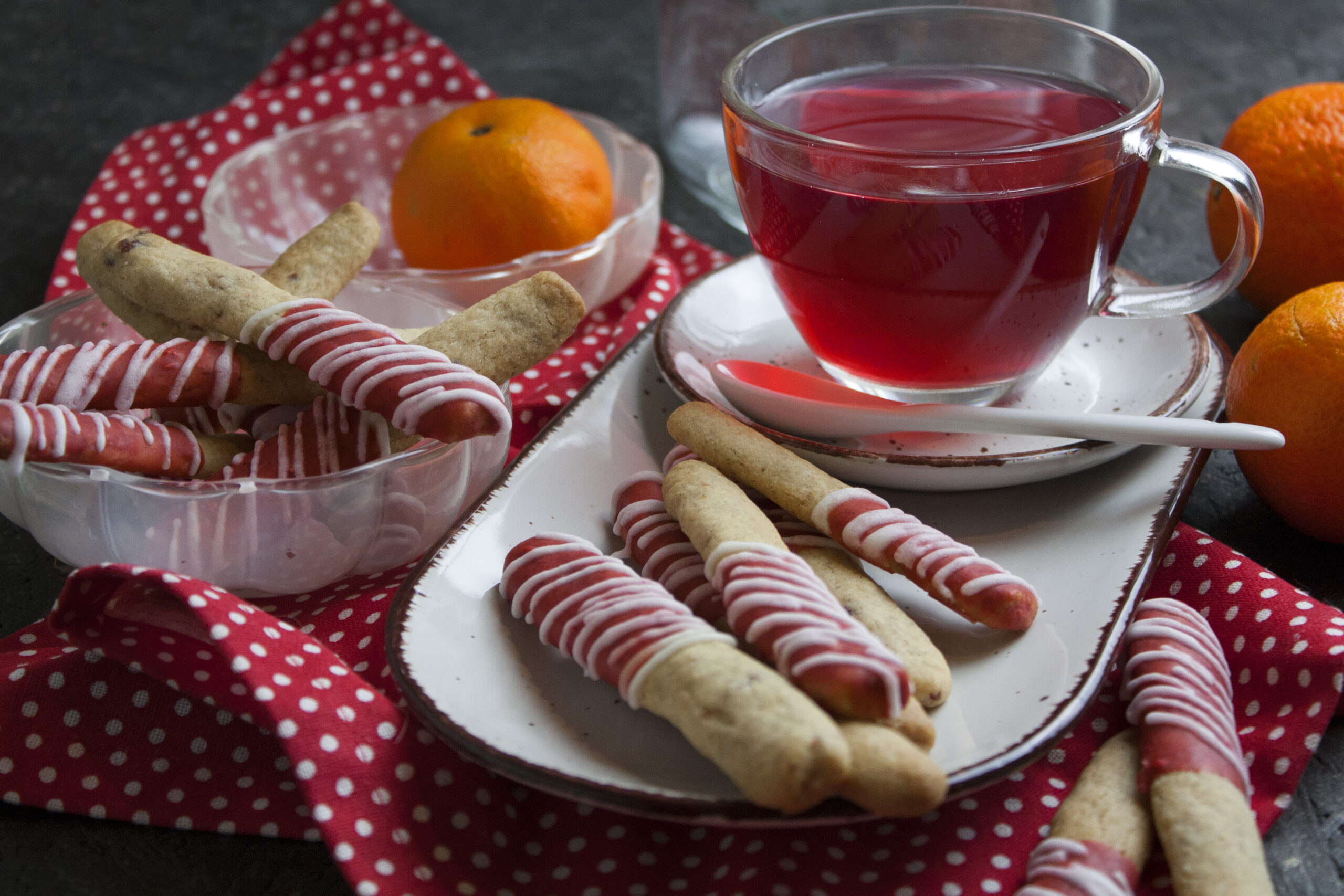 Knusprige Glühwein-Stäbchen - Weihnachtsbäckerei