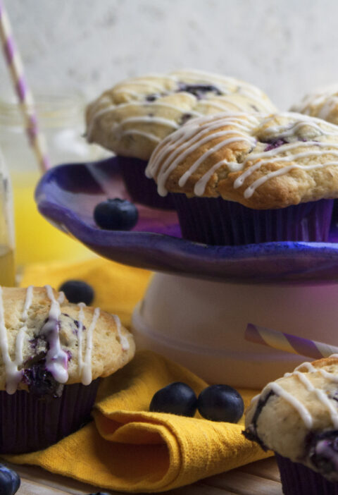 Blaubeer-Zitronen-Muffins mit Lavendel